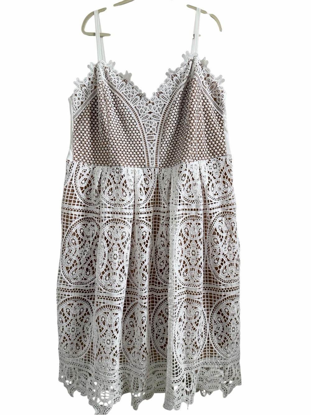 City Chic Dress XXL 24 White Tan Crochet Lace Sleeveless Sweetheart Straps Lined